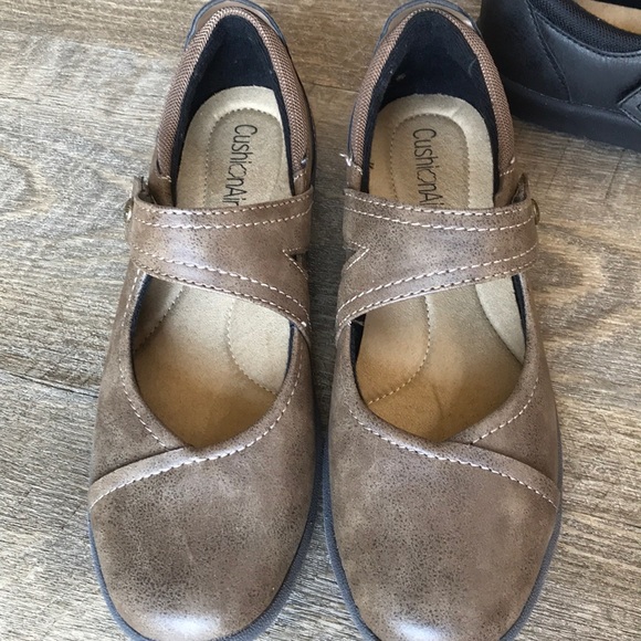 Mary Janes by CushionAir NEW 7.5 - Picture 3 of 7